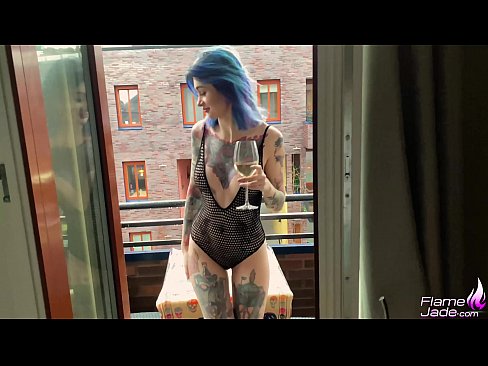 ❤️ ילדה אדירה מוצצת בלגימה ומזדיינת בלהט מתחת לשמים הפתוחים פורנו תוצרת בית ב-iw.fullpornercom.ru ❤